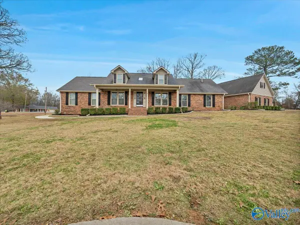 1012 Way Thru The Woods Sw, Decatur, AL 35603