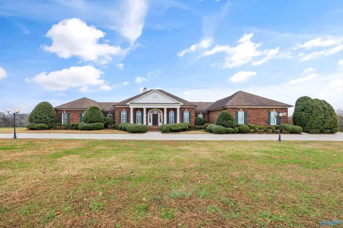 510 Hurricane Creek Road, Gurley, AL 35748 - Image #1