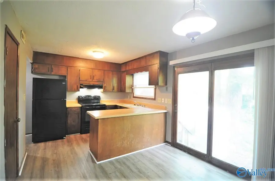 9002 Mahogany Row Se, Huntsville, AL 35802 - Image #3