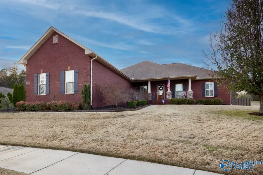 12702 Oak South Sw, Huntsville, AL 35803 - Image #2