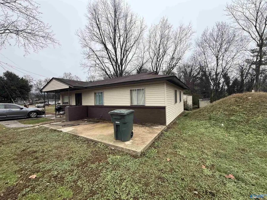 4800 Cottonwood Drive Nw, Huntsville, AL 35810 - Image #2