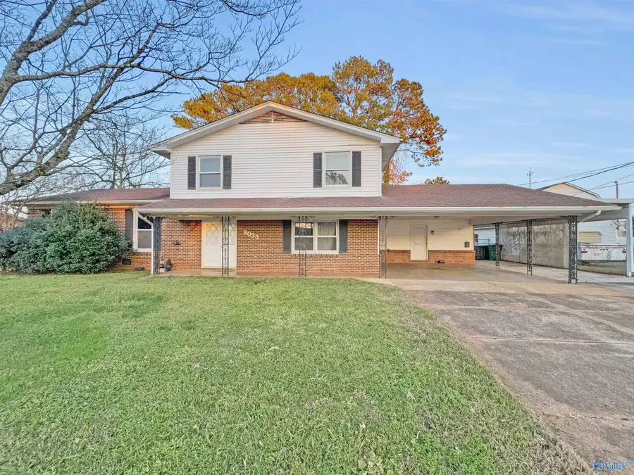 9033 Craigmont Road Sw, Huntsville, AL 35802 - Image #2