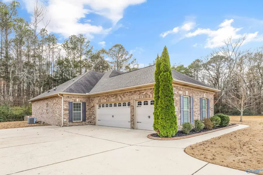 142 Autumn Cove Drive, Madison, AL 35756 - Image #2