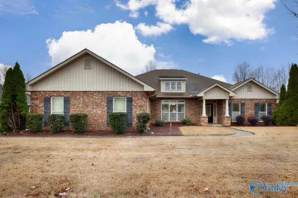 622 Summer Cove Circle, Madison, AL 35757