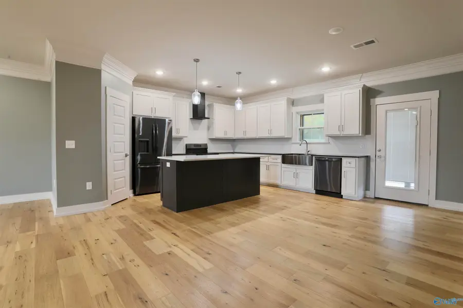 200 Skyview Circle, Muscle Shoals, AL 35661 - Image #3