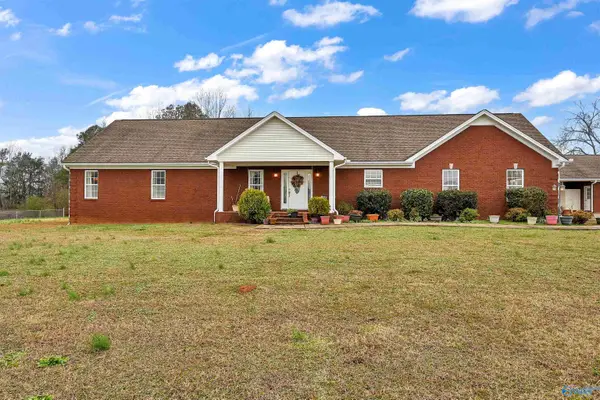 1404 County Road 133, Town Creek, AL 35673