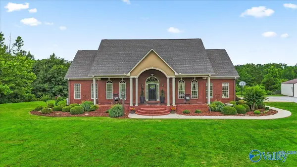 1081 County Road 190, Moulton, AL 35650