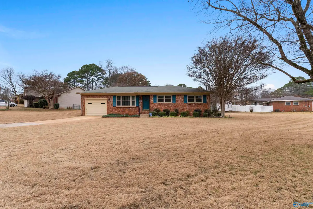 601 Larry Drive, Madison, AL 35758 - Image #1
