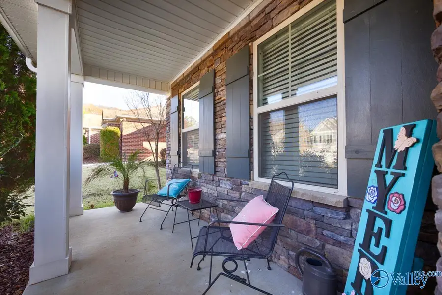 2409 Bell Manor Drive Sw, Huntsville, AL 35803 - Image #2