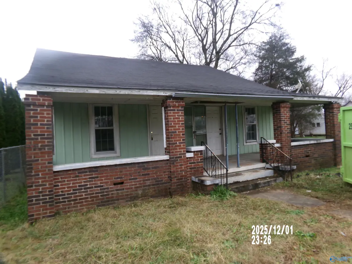906 N Jefferson Street, Athens, AL 35611 - Image #1