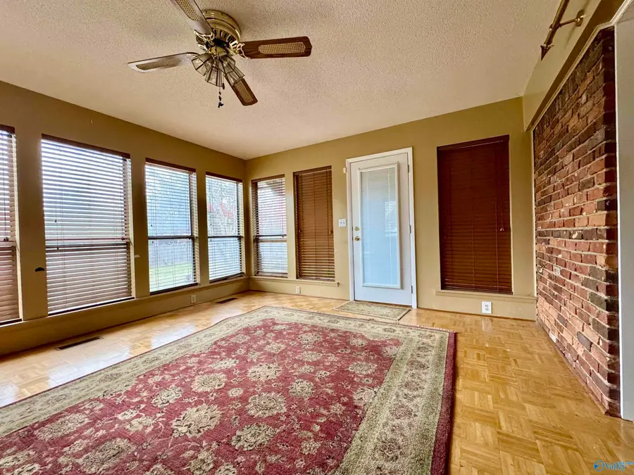 222 Clearview Street Sw, Decatur, AL 35601 - Image #3