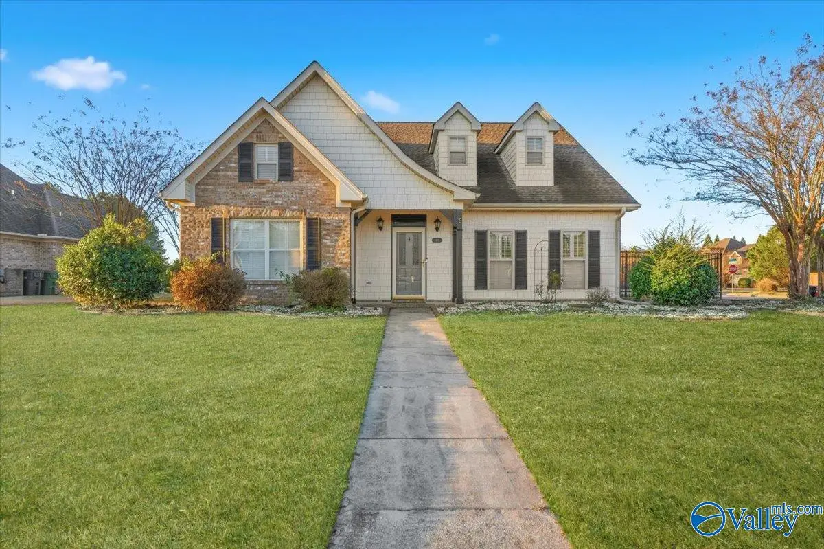 711 Appaloosa Lane Sw, Decatur, AL 35603 - Image #1