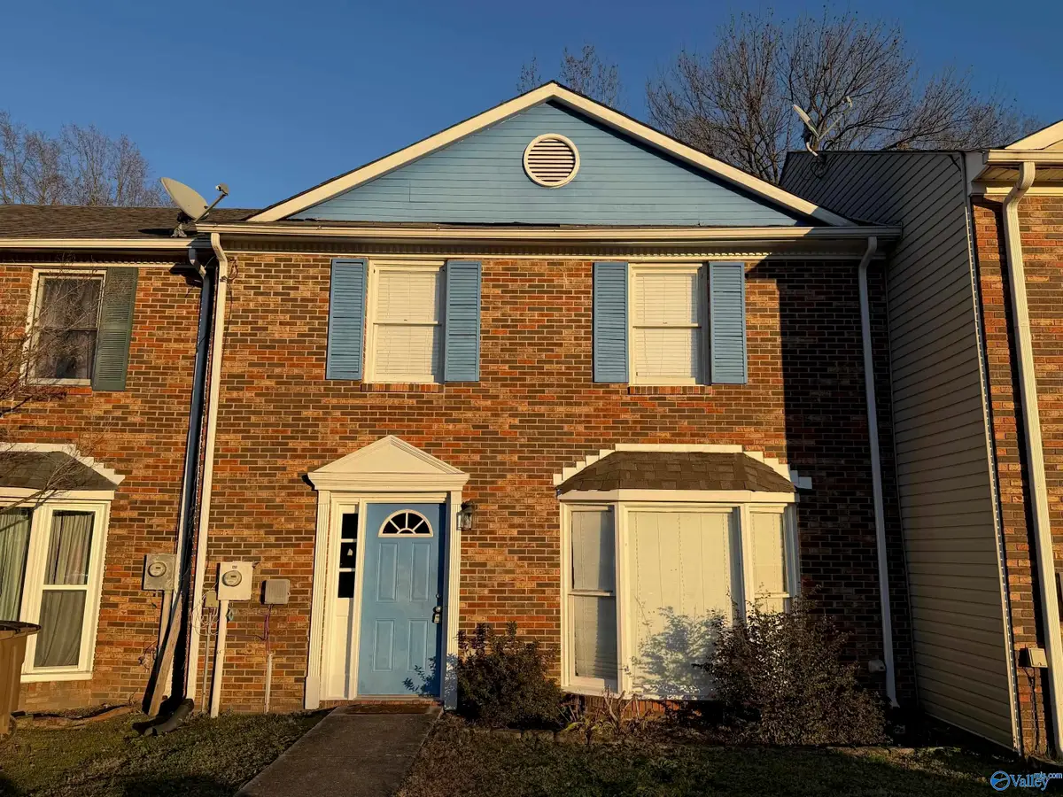 2154 Westbury Court Sw, Decatur, AL 35603 - Image #1