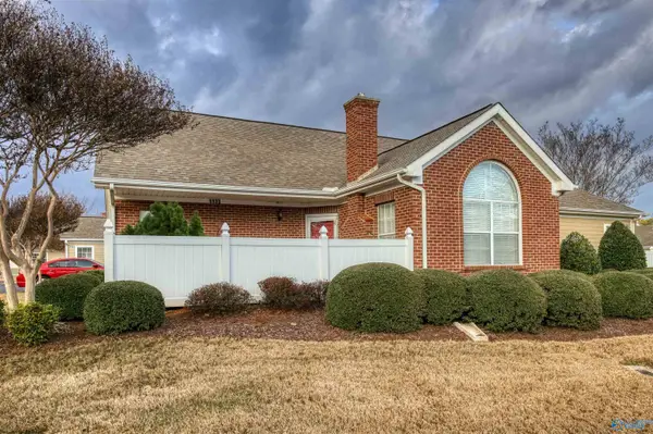 1133 Cathedral Circle #1133, Madison, AL 35758