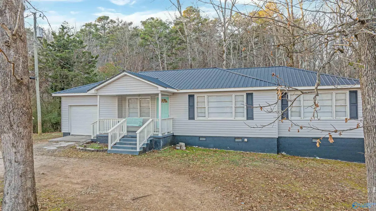 411 15th Street Sw, Fort Payne, AL 35967 - Image #1