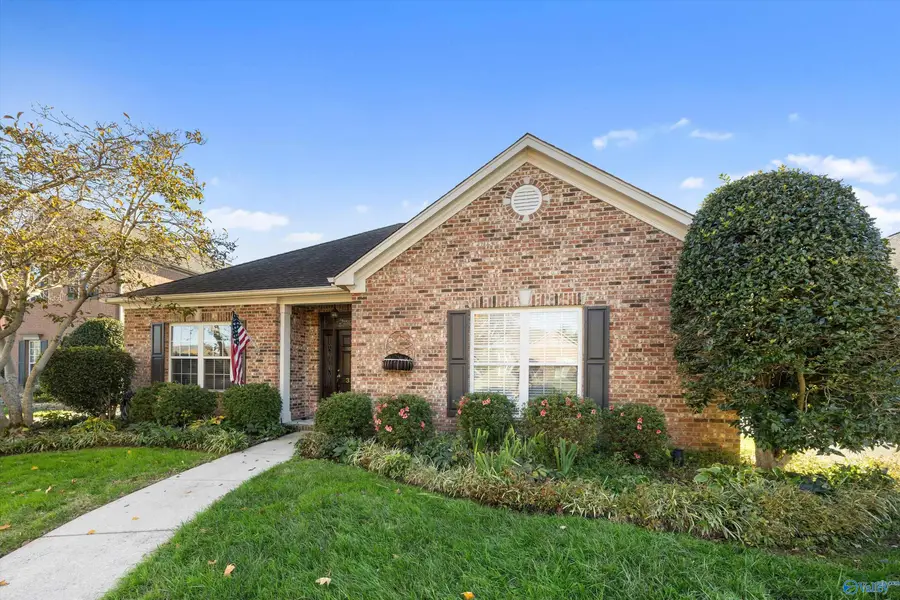 3110 Shoreway Circle Se, Owens Cross Roads, AL 35763 - Image #2