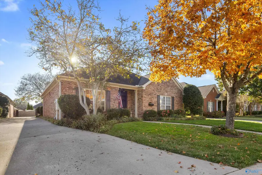 3110 Shoreway Circle Se, Owens Cross Roads, AL 35763 - Image #3