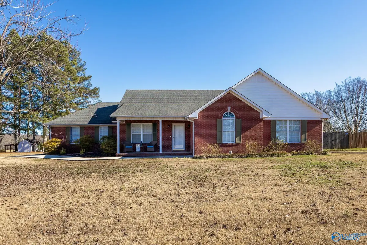 128 County Road 496, Trinity, AL 35673 - Image #1