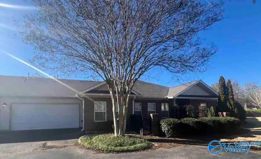 7 Valley Way Circle Se, Huntsville, AL 35802 - Image #2