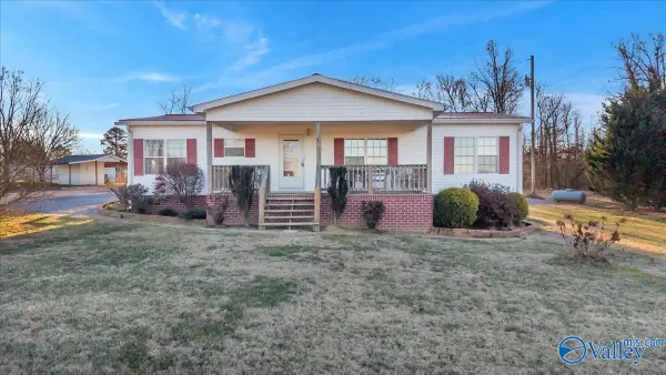 144 County Road 675, Fort Payne, AL 35968