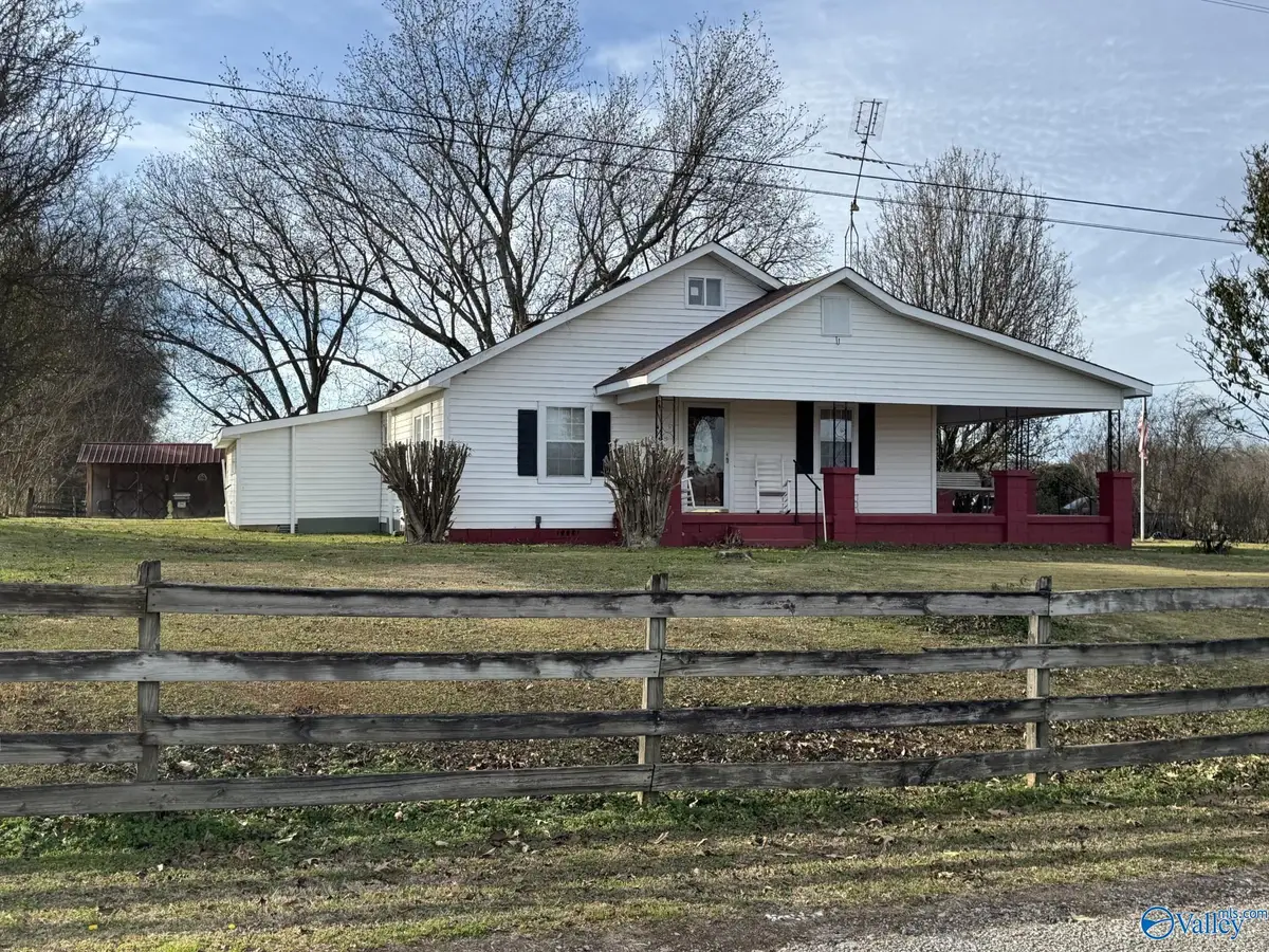 3429 County Road 23, Mount Hope, AL 35651 - Image #1