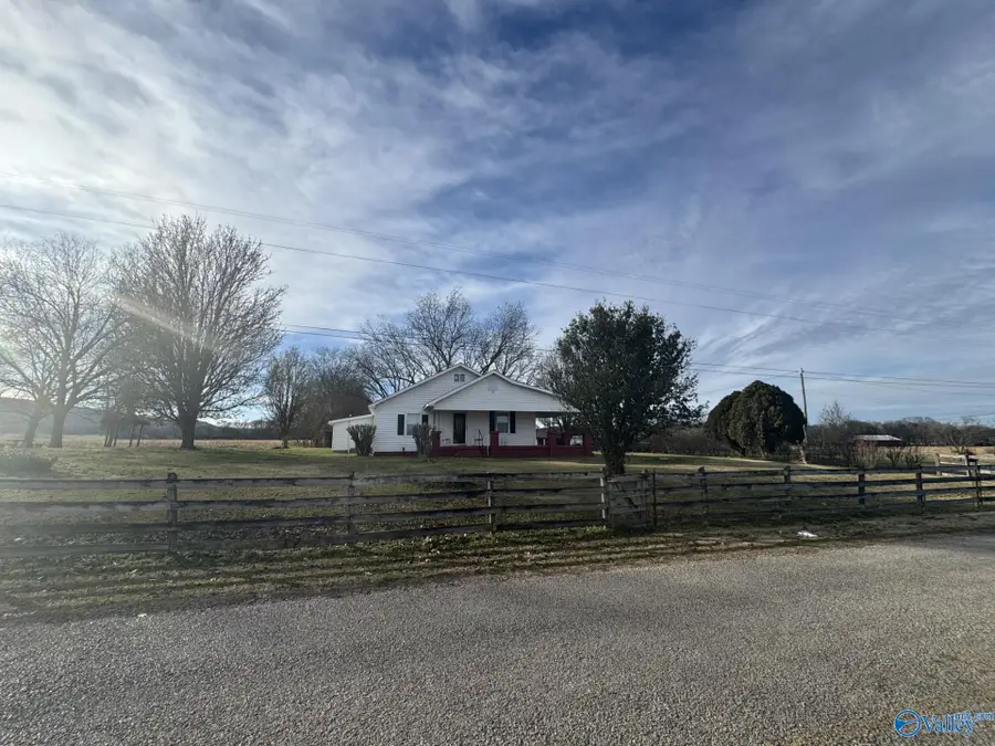 3429 County Road 23, Mount Hope, AL 35651 - Image #2