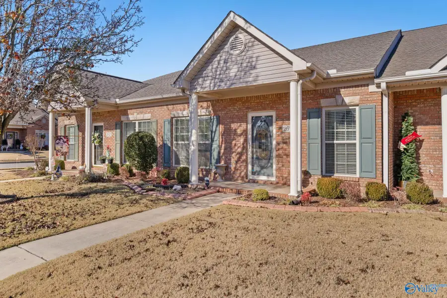 2618 Brompton Lane Sw, Decatur, AL 35603 - Image #2