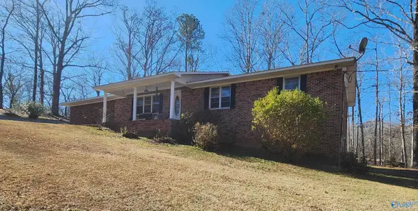 703 Rock Cliff Road, Hamilton, AL 35570