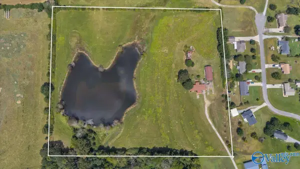 7750 County Road 170, Trinity, AL 35673