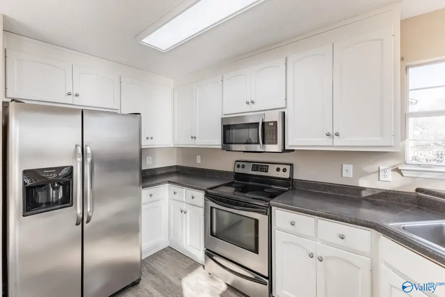 2543 Bonnie Oaks Drive Sw, Huntsville, AL 35803 - Image #3
