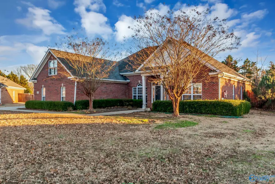 326 Weatherford Drive, Madison, AL 35757 - Image #2