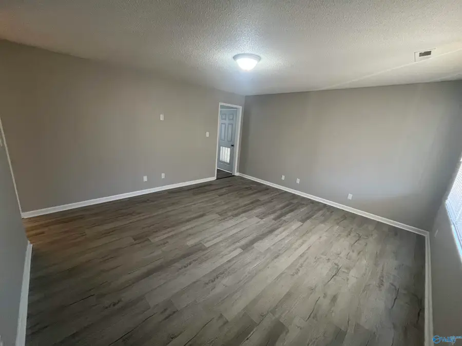 3206 Sandlin Road Sw, Decatur, AL 35603 - Image #3