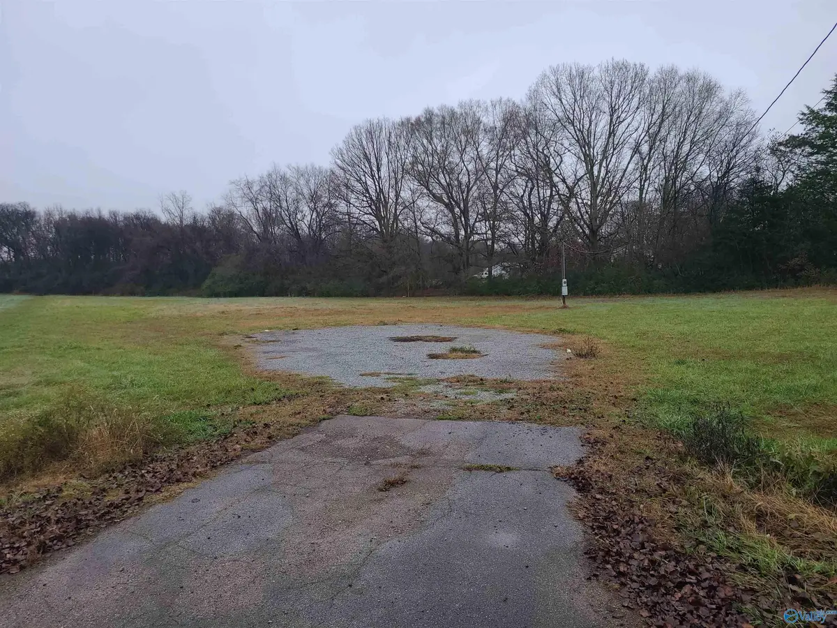 27287 Oakcrest Drive, Athens, AL 35613 - #1