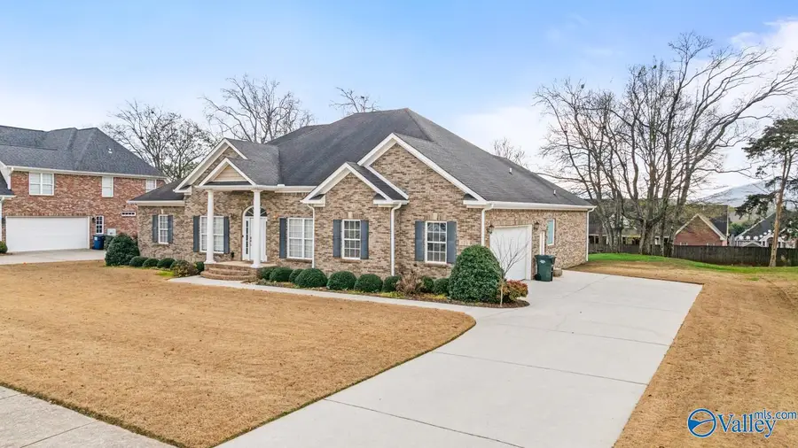 123 Matilda Drive, Huntsville, AL 35811 - Image #2