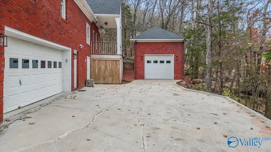 1316 Chesterfield Road Se, Huntsville, AL 35803 - #3