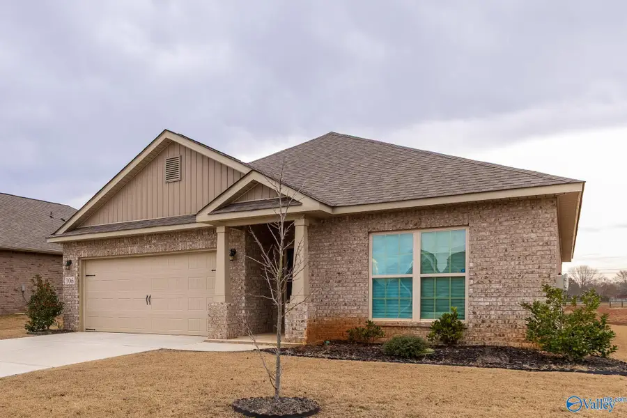 106 Elaina Grey Court, New Market, AL 35761 - Image #3