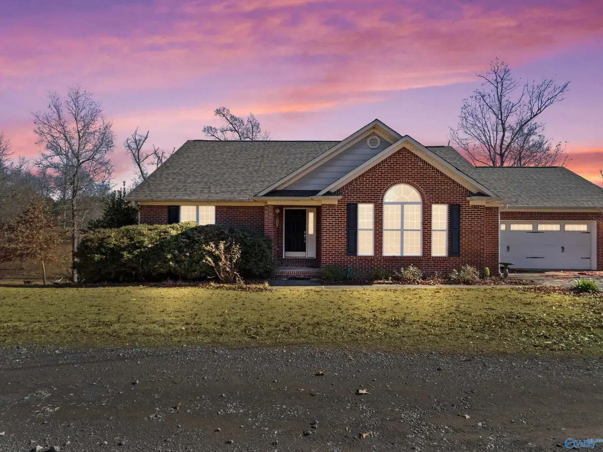 50 Pendleton Drive, Guntersville, AL 35976 - Image #1