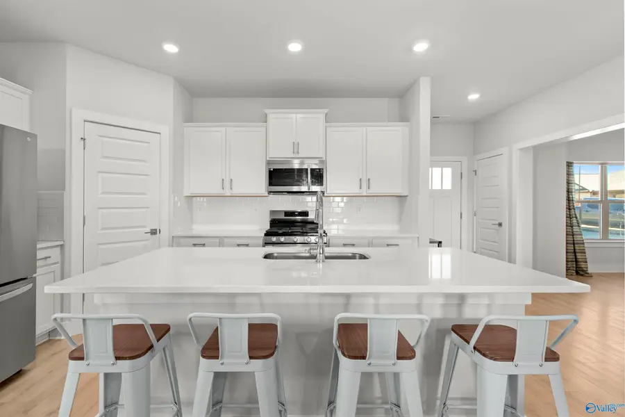 12592 Whitcomb Circle, Athens, AL 35613 - Image #2