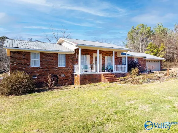 4866 County Road 81, Flat Rock, AL 35966
