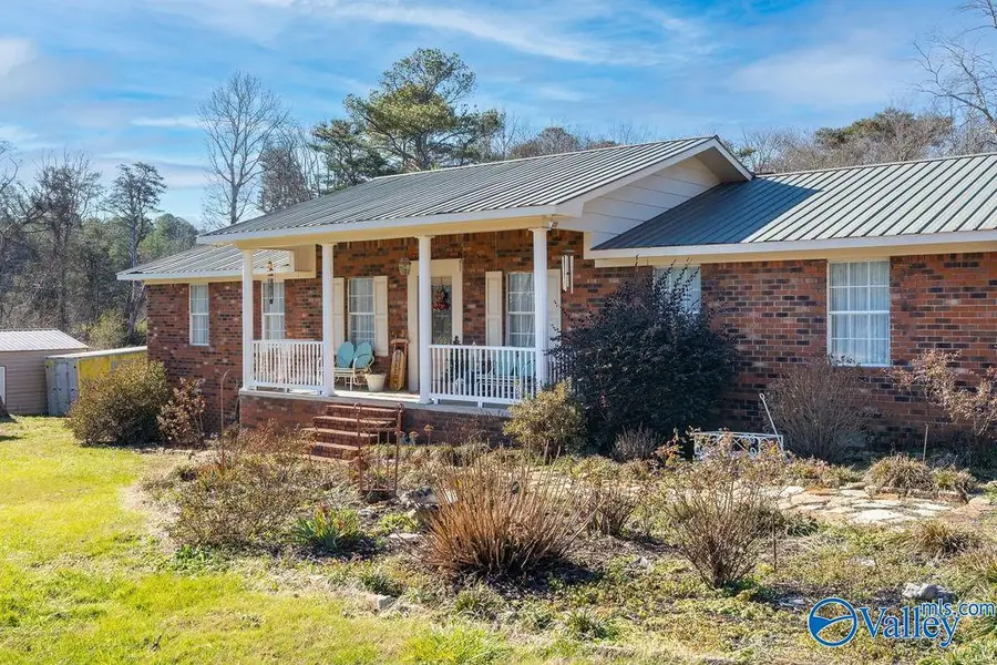 4866 County Road 81, Flat Rock, AL 35966 - Image #2