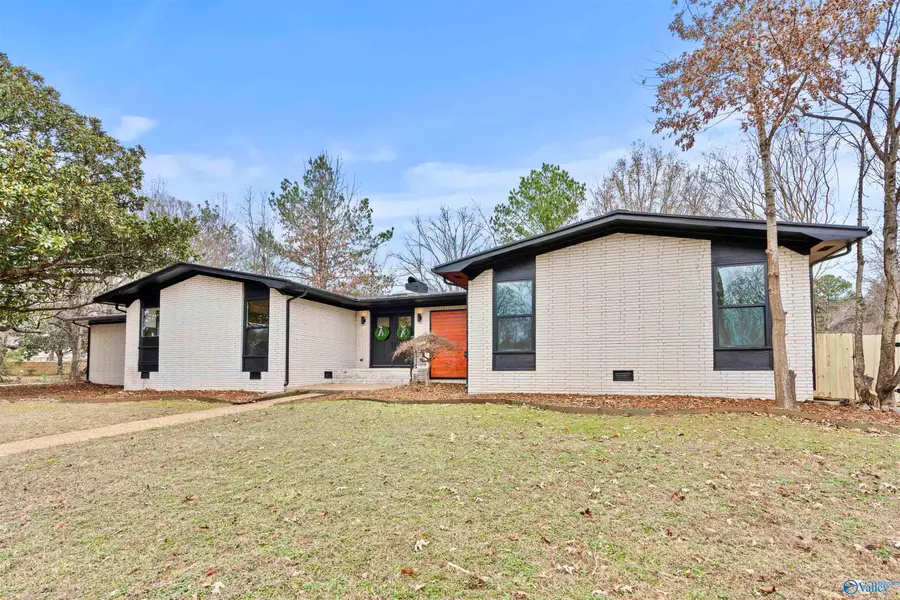 10001 SE Greenview Drive Se, Huntsville, AL 35803 - Image #3