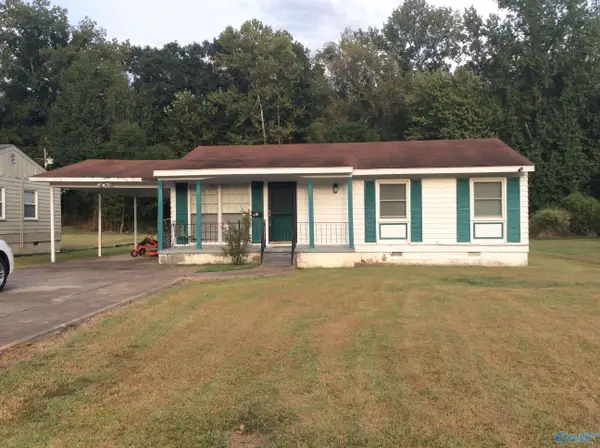 50 Rainbow City Drive, Florence, AL 35633