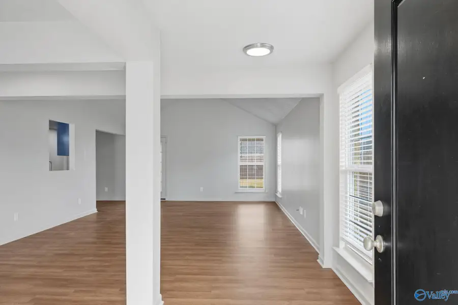 2616 Slate Drive Sw, Huntsville, AL 35803 - Image #2