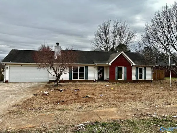 104 Lamirda Court, Hazel Green, AL 35750