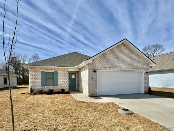 4604 Hampton Glen Circle, Owens Cross Roads, AL 35763