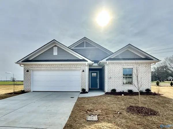 4612 Hampton Glen Circle, Owens Cross Roads, AL 35763