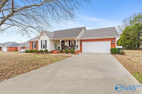 208 Rindon Lane, Hazel Green, AL 35750