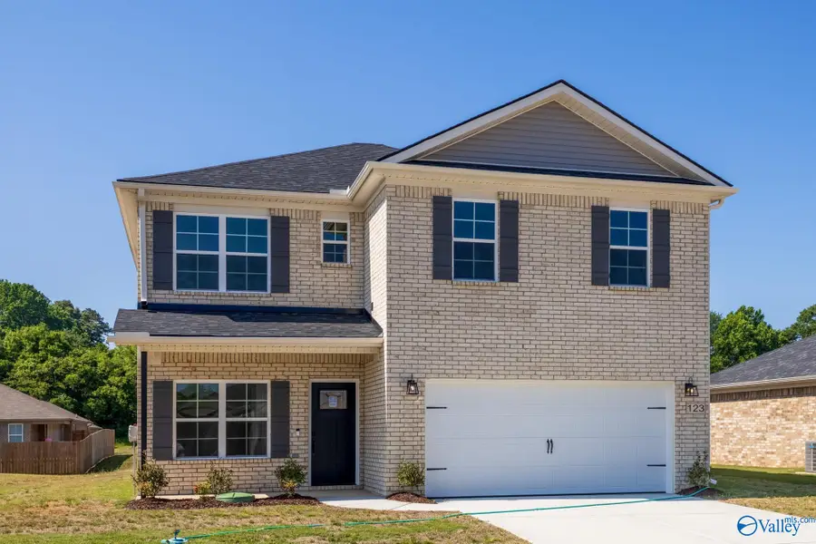 123 Domingues Avenue, Meridianville, AL 35759 - #3