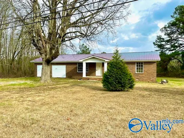 2208 Wallace Avenue, Fort Payne, AL 35967 - Image #1