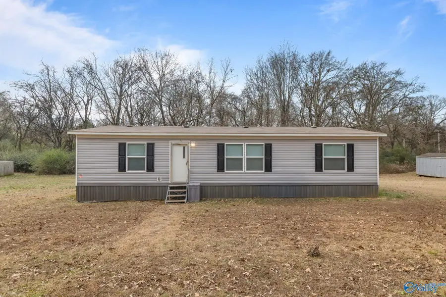 203 Bainbridge Loop, Muscle Shoals, AL 35661 - Image #2